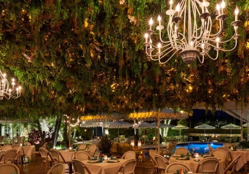 Outdoor-Friendly Pubs in Broward County for Sunshine Lovers